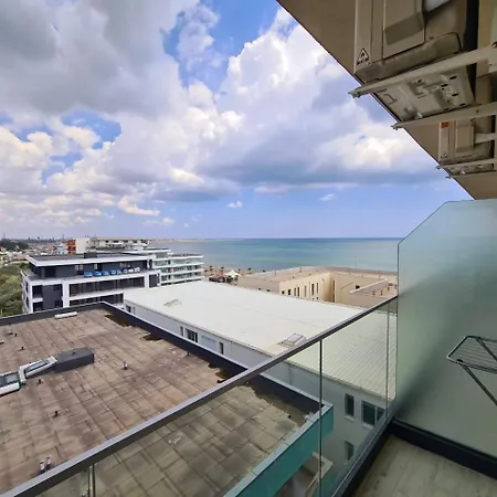 Apartment Blue 60-endless Summer Mamaia Nord